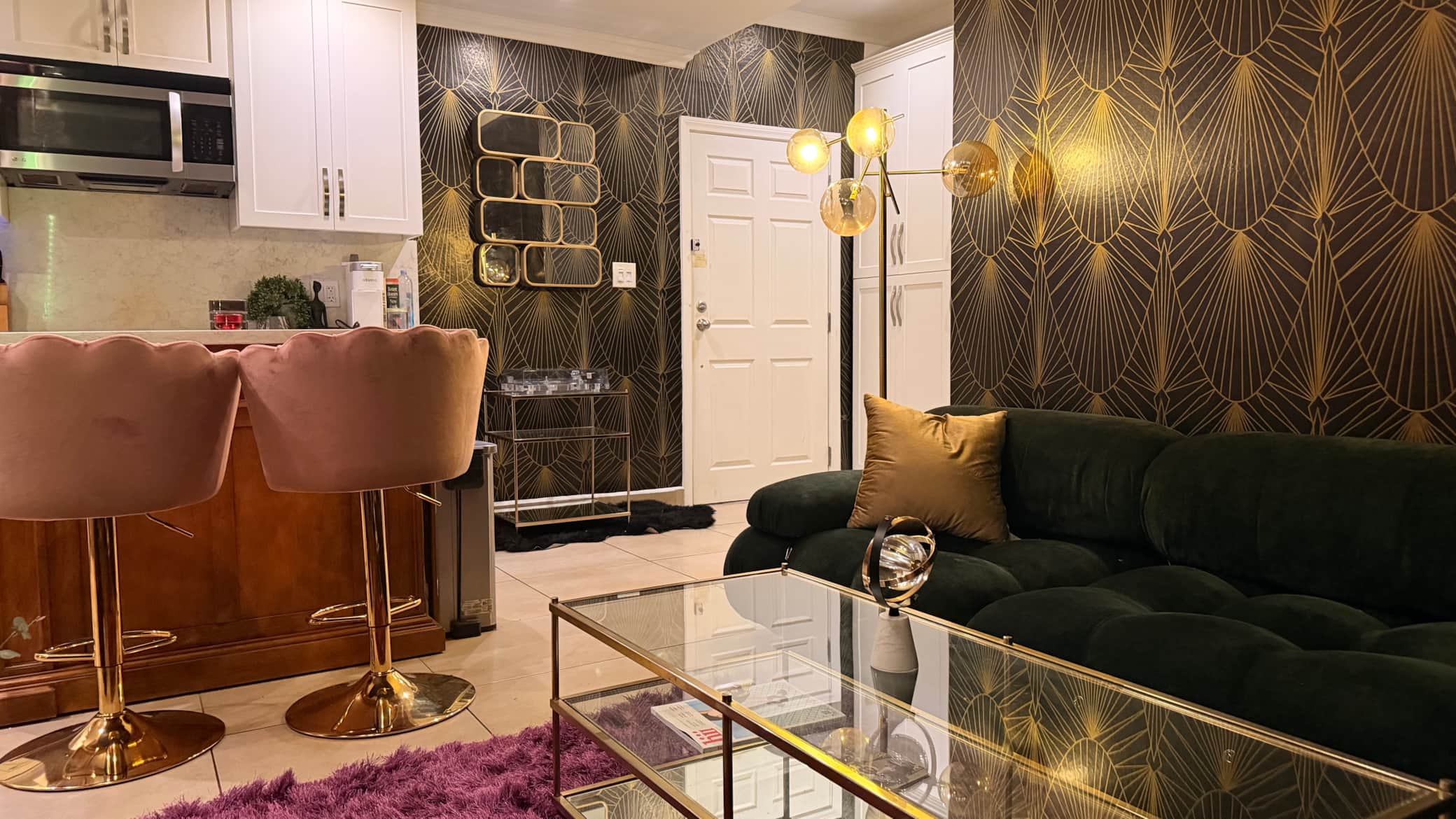Le Velours Déco – Art Deco Retreat in East Village